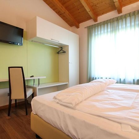 Thai Orchidee Restaurant&Rooms Гарда Экстерьер фото