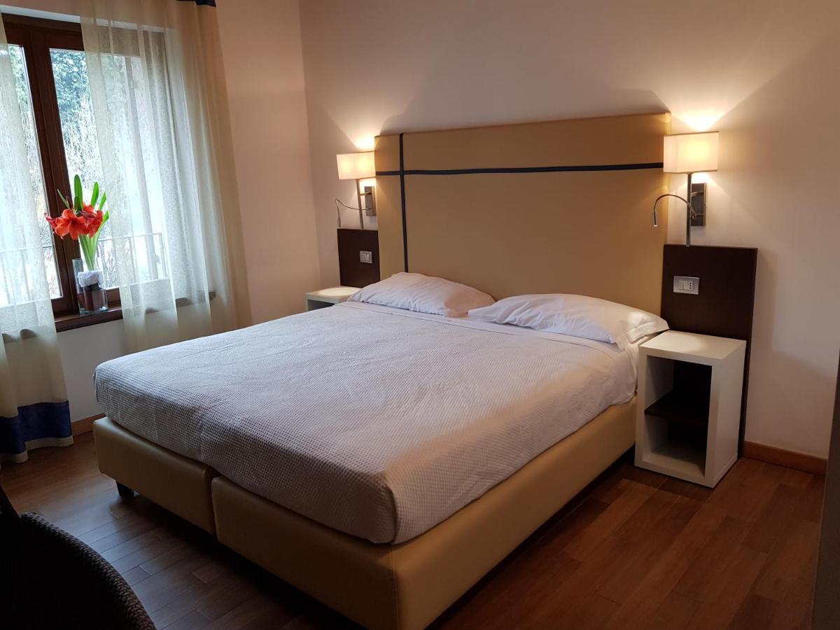 Thai Orchidee Restaurant&Rooms Гарда Экстерьер фото